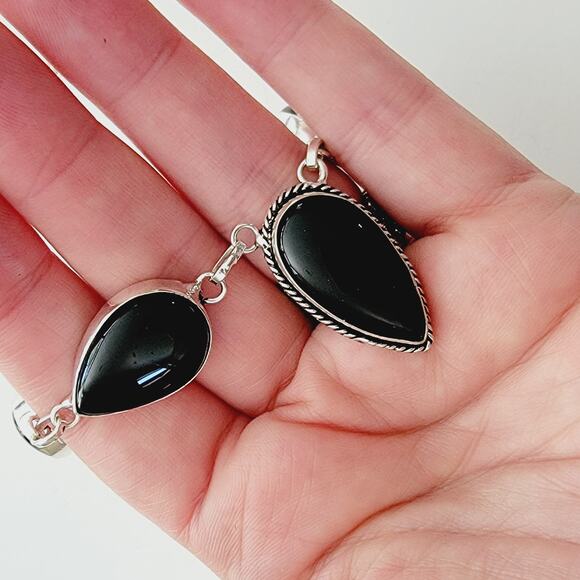 Elegant Black Onyx Necklace - Sterling Silver Statement Jewelry - Picture 7 of 8